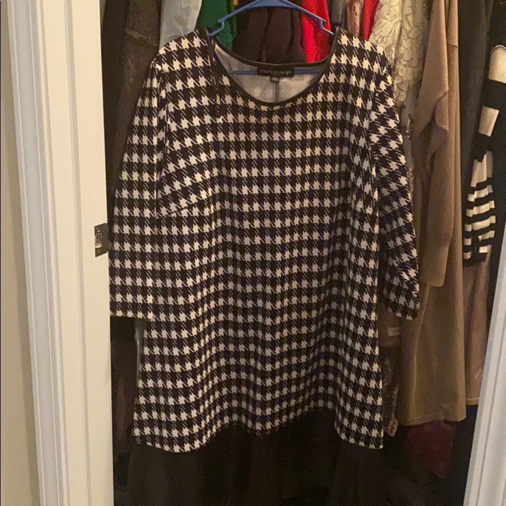 Black and white dress